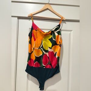 drapefront satin never worn 
perfect for layering  office to drinks after